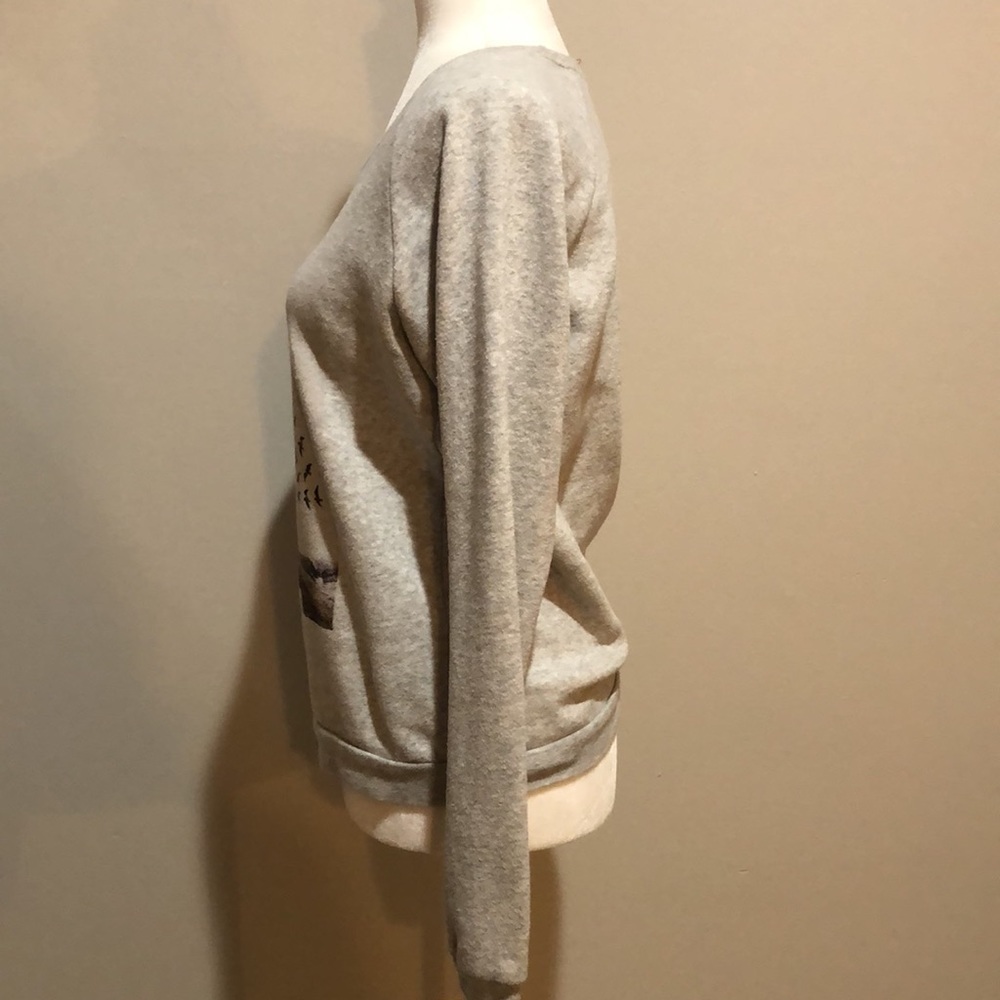 Light heather gray sweatshirt with screen print - Picture 3 of 5